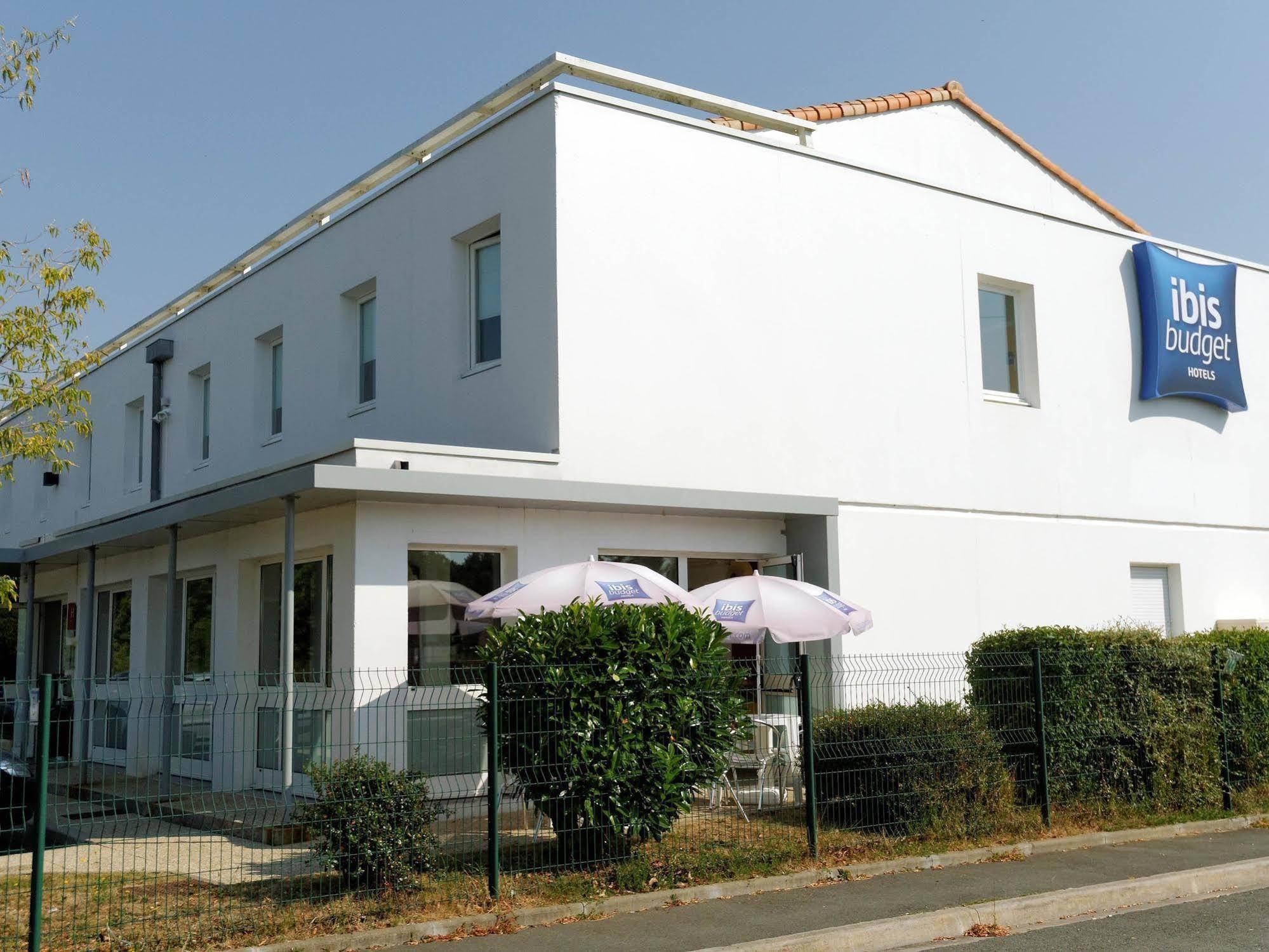 Ibis Budget Rochefort Exterior foto
