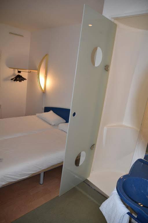 Ibis Budget Rochefort Exterior foto