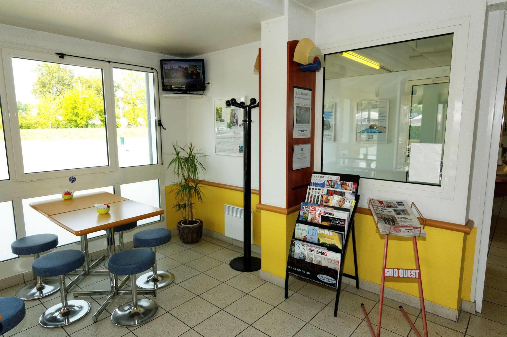 Ibis Budget Rochefort Exterior foto